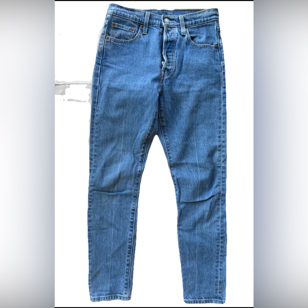 Levi's Women's Straight Leg Blue Jeans - Picture 2 of 7